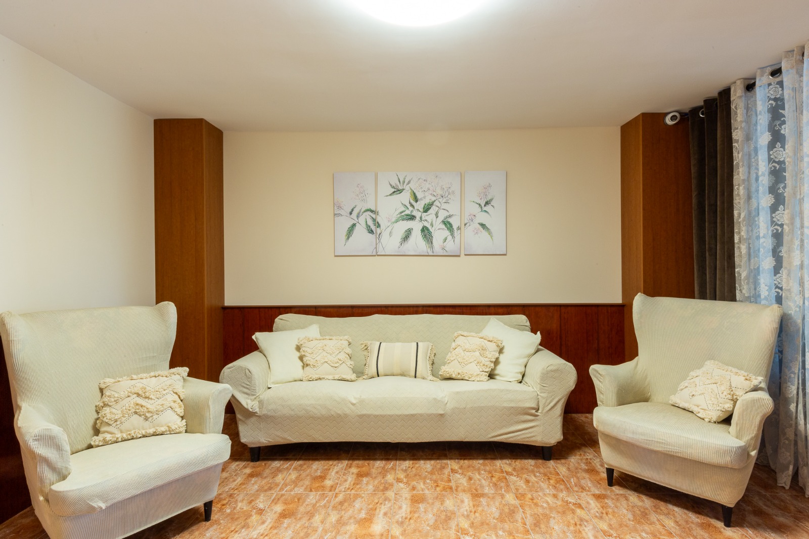 WhatsApp Image 2025-12-01 at 6.17.59 AM (1)