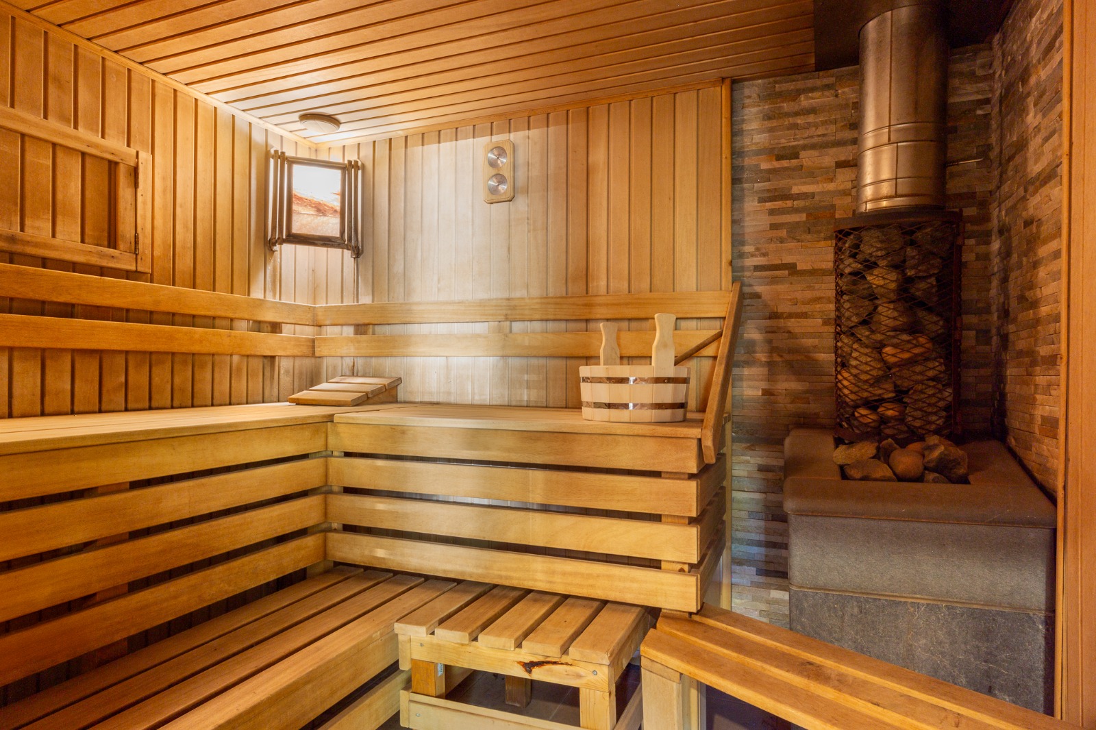 WhatsApp Image 2025-12-01 at 6.18.08 AM (2)