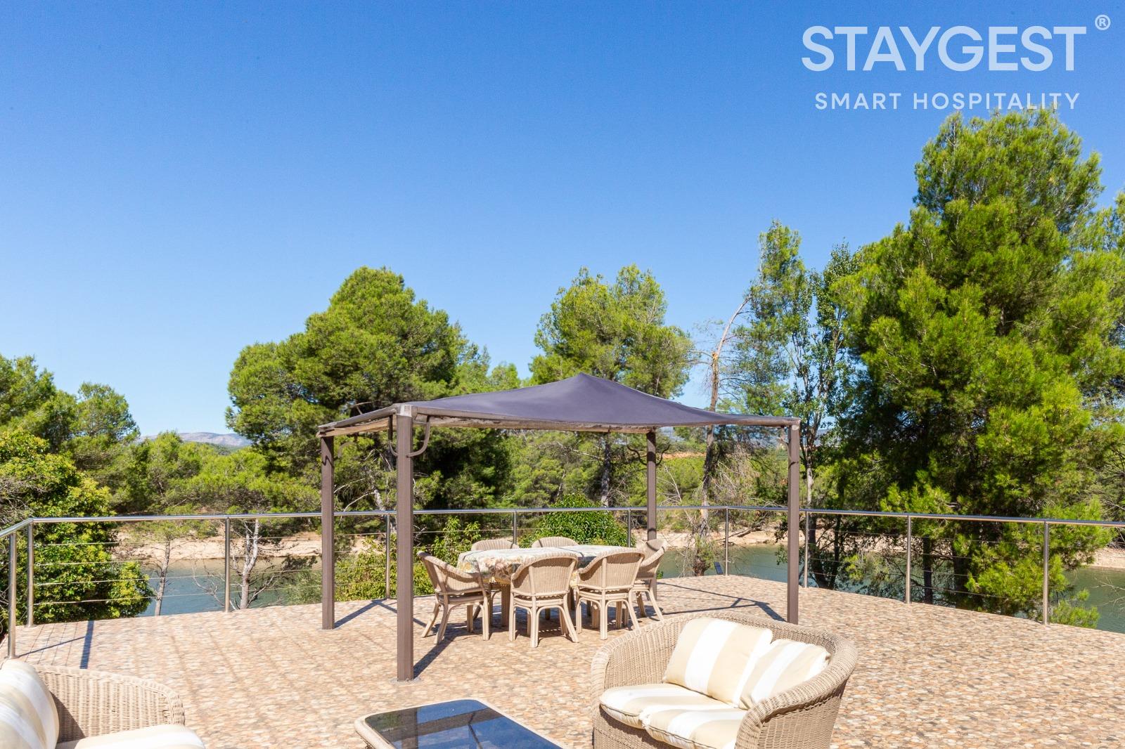 Casa Navajas Staygest