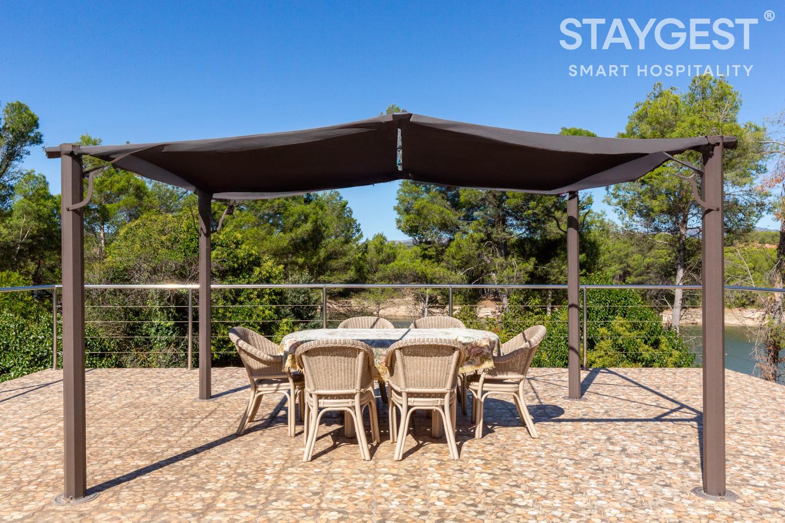 Casa Navajas Staygest