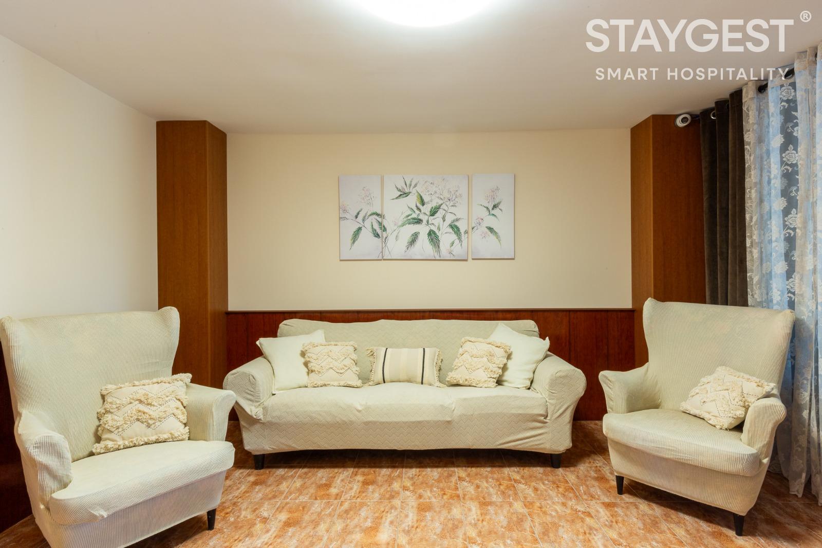 Casa Navajas Staygest