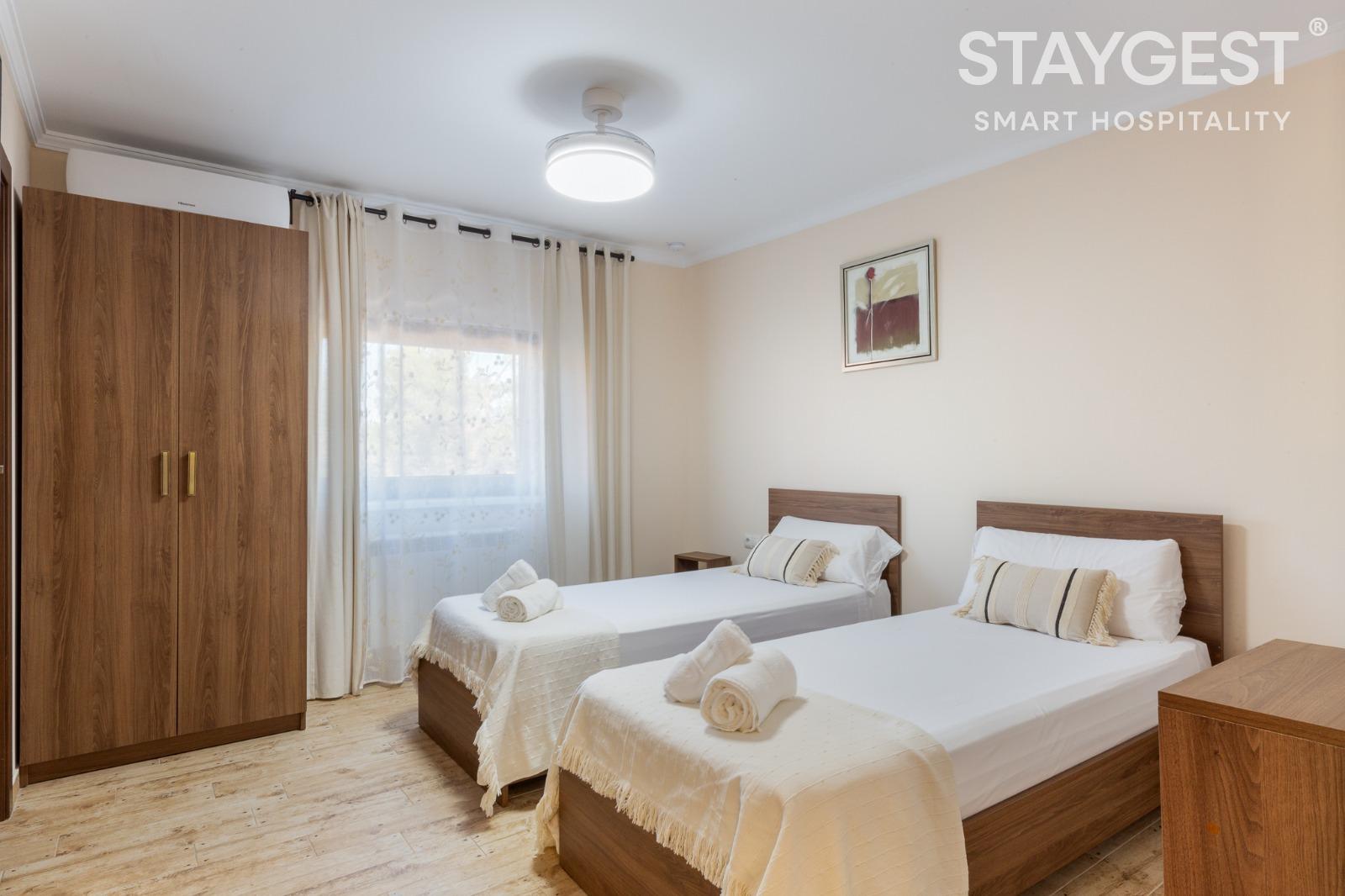 Casa Navajas Staygest